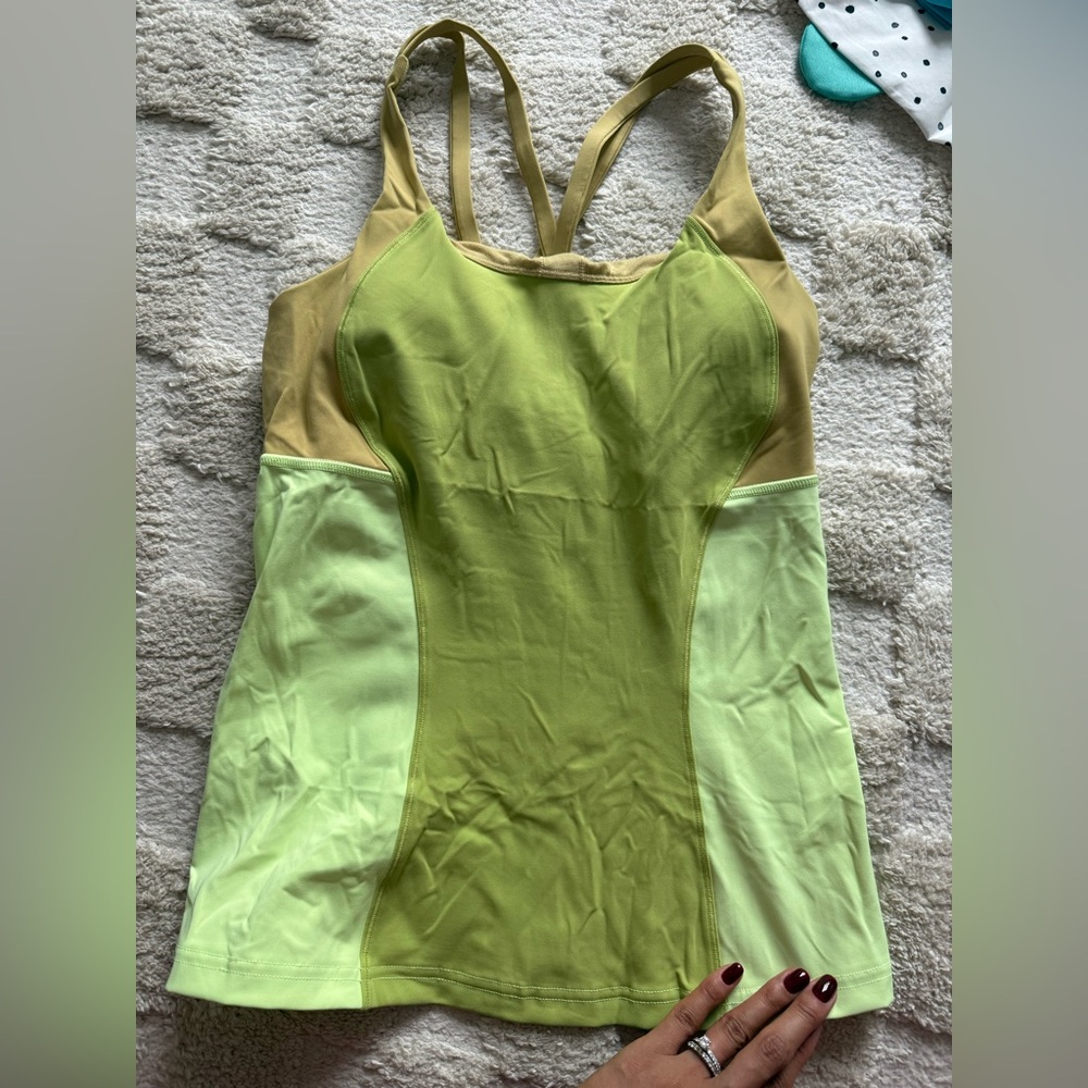 Lululemon tank top - Size 6